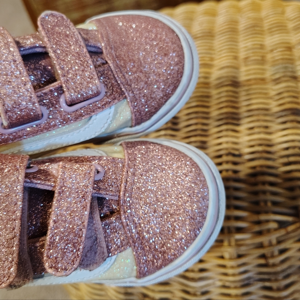 Little Girls Sparkle Gluttet Vans Velcro  Sneakers - Picture 7 of 11
